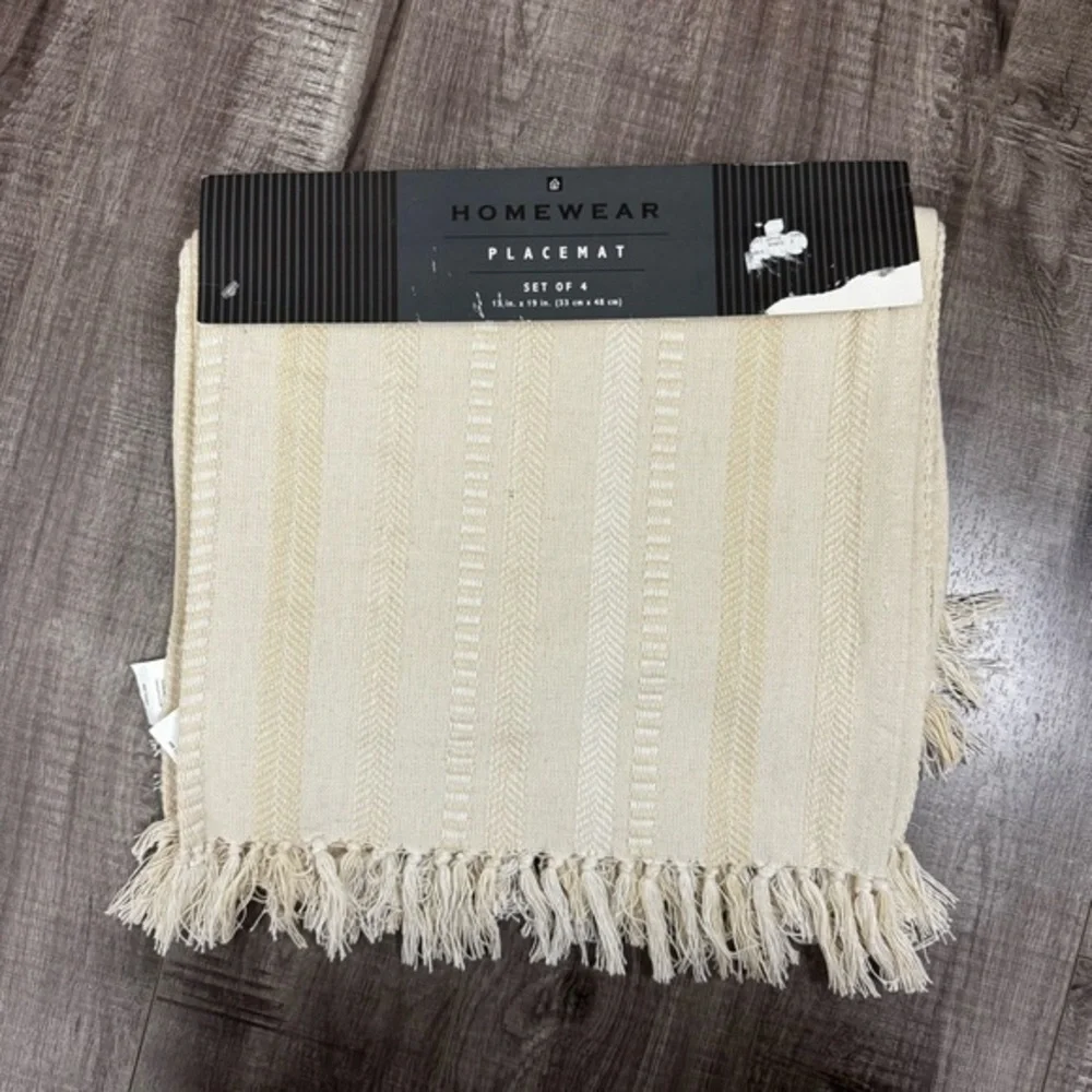 Homewear Set of 4 Placemats Cream Striped Fringe 13 in. X 19 in. NWT